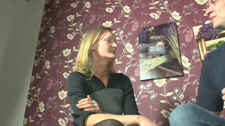 RetroLust: Bebé ven en mi cuerpo maduro y fóllame correctamente primero