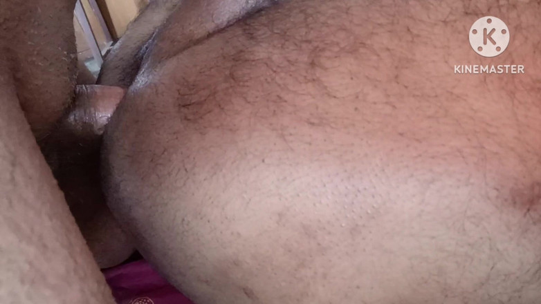 Rajasthani-old-lover: Indianin uprawia seks z ojczymem i jego przyjacielem