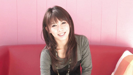 Solo Japanese: La splendida troia giapponese ama giocare con la sua figa...