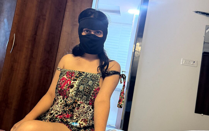 wildDesipair: Испуганная сводная сестра делит постель со сводным братом это заканчивается грубым трахом