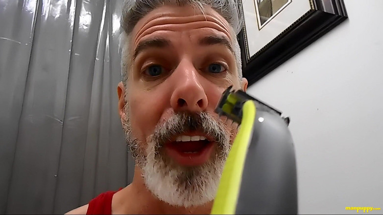 Man Puppy: Mengajar awak bercukur - ayah gergasi 8
