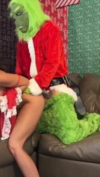 Who-ville Housewife Gets Plowed by the Grinch to Save Christmas