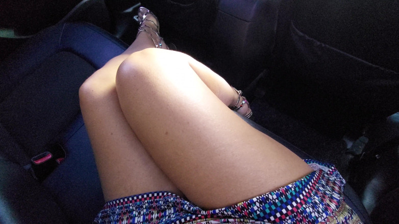 Step Mommy: A Hot MILF Calls a Taxi in the Morning to...