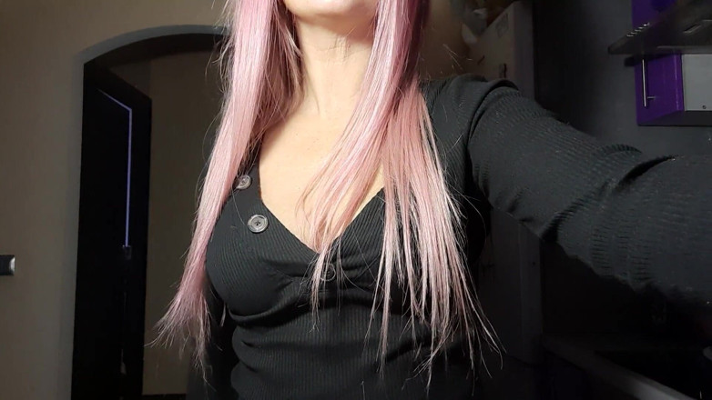 Nadi_Zabava: Mistress in latex play with slave