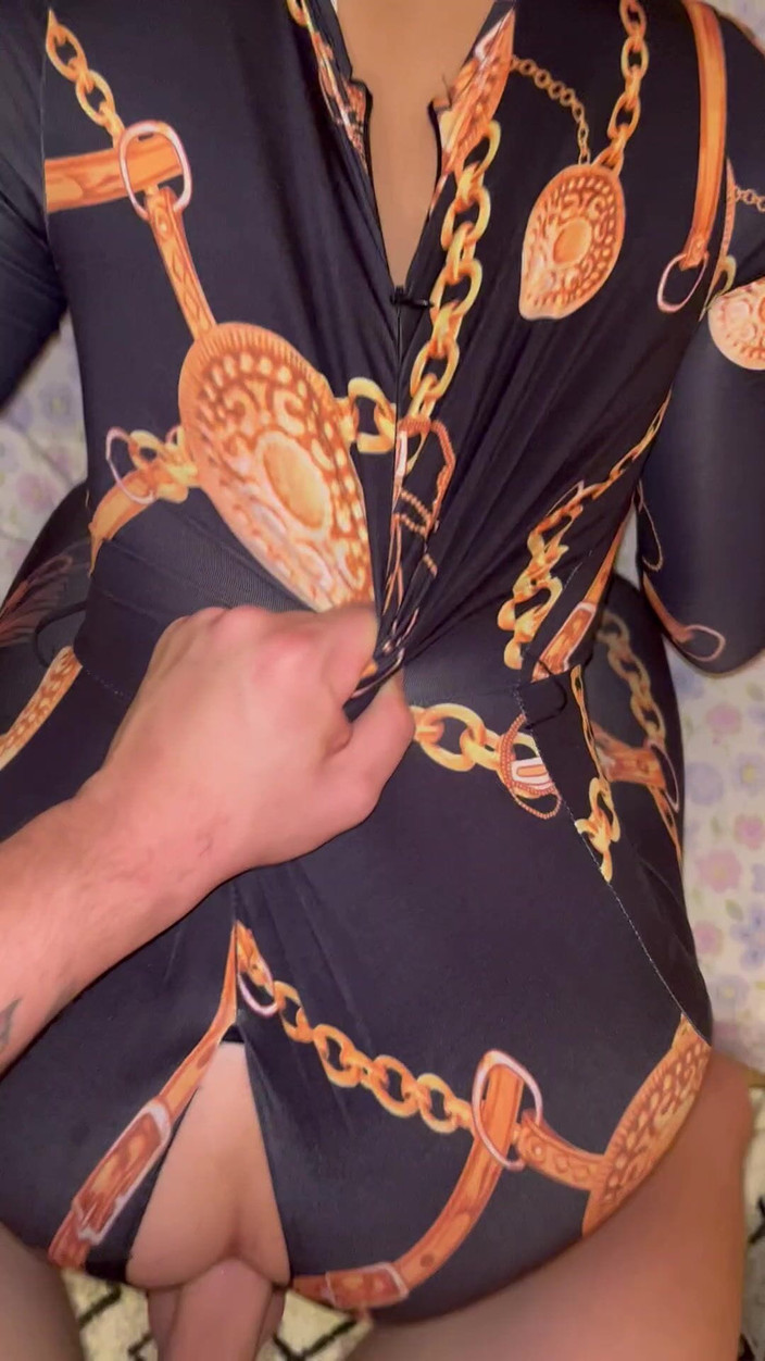 Raxxxbit: Seks anal sama gadis remaja nakal