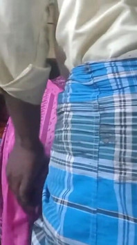 Hintli desi teyze köyde patronunu sikiyor