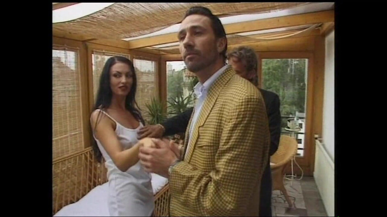 MMV films - The Original: Penembusan berganda dan pancutan mani dalam pantat dan mulut dua...