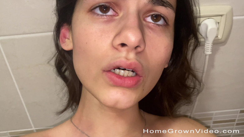 Homegrown Video: Spooge All Over Her Pussy