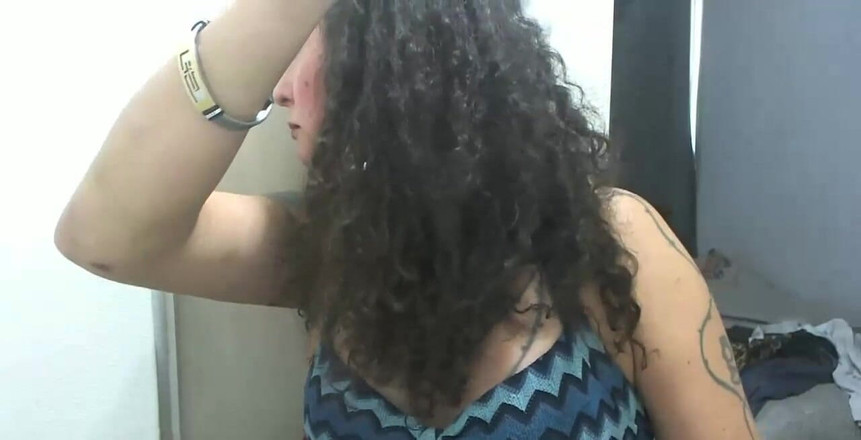 Nikki Montero: 直播开始于 21/2022 07：51 下午 短流