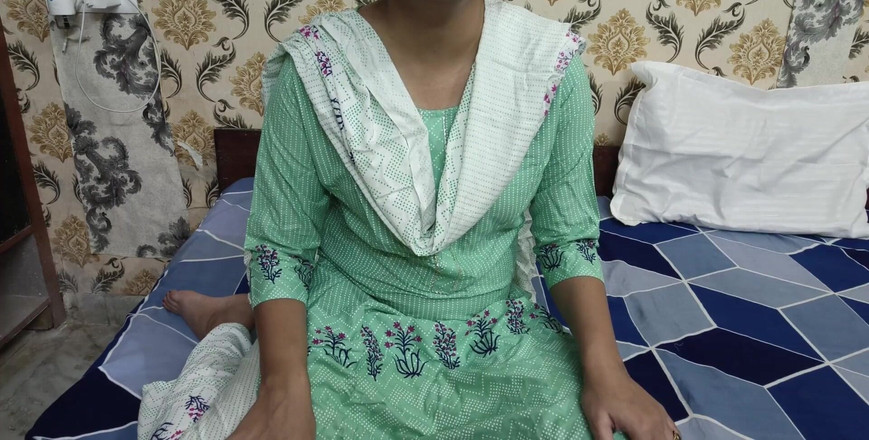 Saarabhabhi6: Il figliastro lascia la suocera con un audio hindi sporco