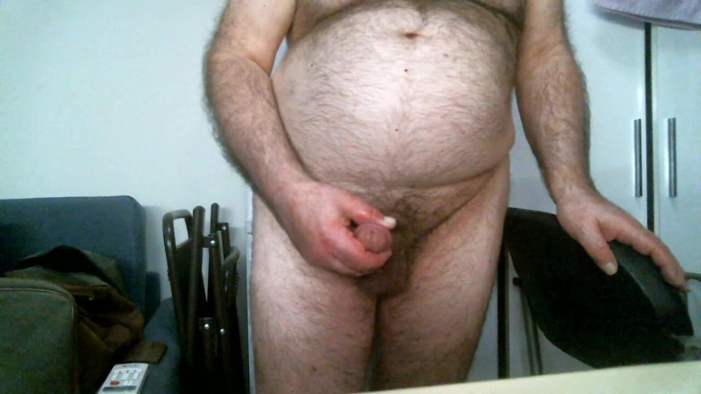 Coach Karl dude lodge: Cewek sange ini dicrot sperma setelah ngocok kontol di webcam