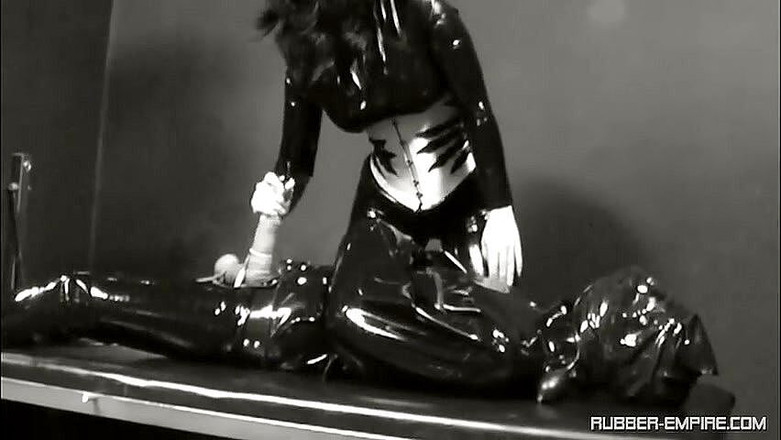 Amator Media: Seven the rubber hole - partie 2 - sw remasterisé numériquement