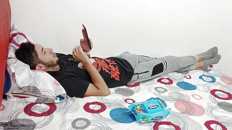 Vayolet: 非常饥渴的继兄弟最后独自在家做爱 - 西班牙语色情