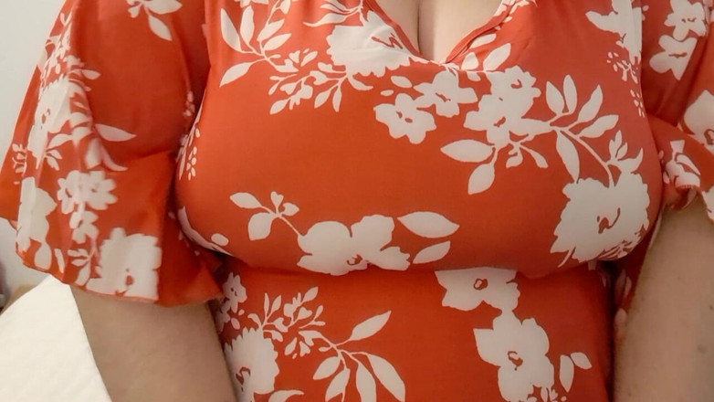 LaLaDelilah: Betrapt op masturberen door stiefmoeder