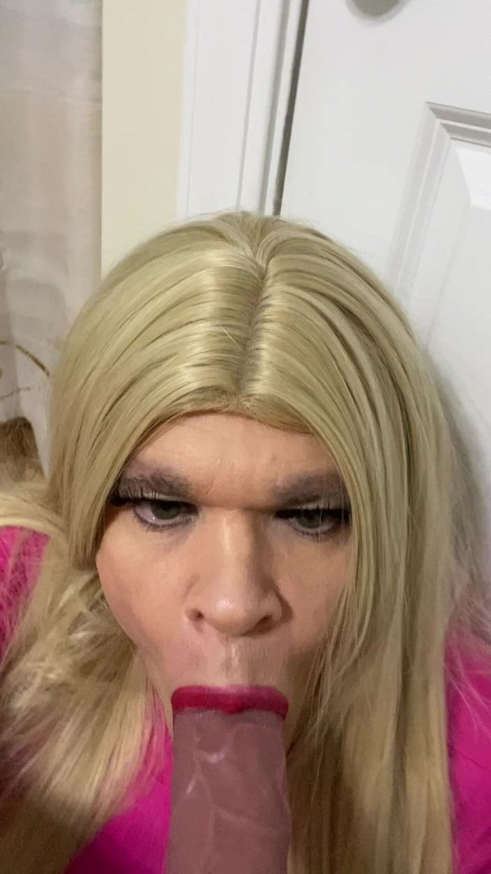 MadisonCD2025: Người mặc đồ gợi cảm bị rò rỉ tinh trên dương...