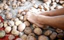 Dreichwe: Touching delicious potatoes with the feet