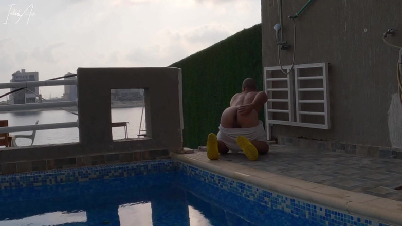 Inkdass: - Exhibiționist arab kuweitian în croazieră goală în public