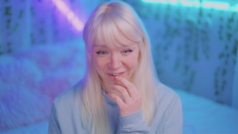 Jolie Lyon: Stiefvater wird hart mit meinem freund, und nimmt mich dann