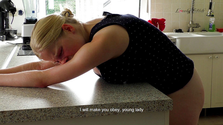 Fuck n Fetish: Azotes despiadados