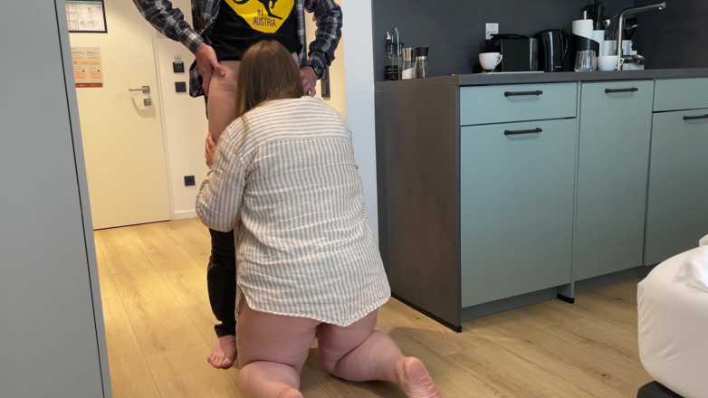 OurFetishLife: Min styvmamma visar mig hur man knullar!