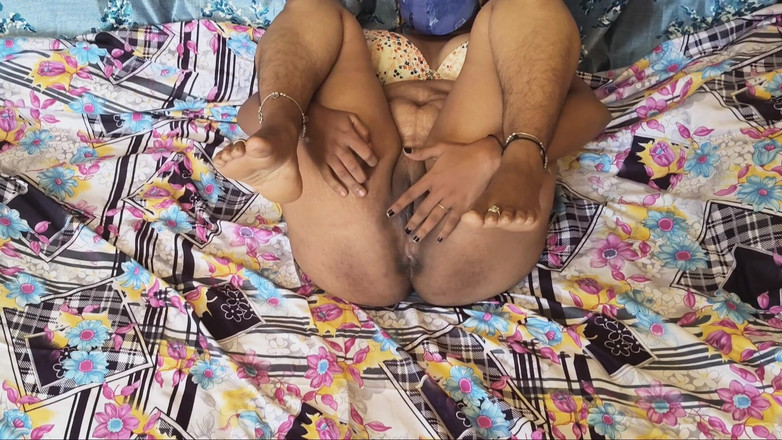 xlintten: Desi Pár V Ložnici Se Baví