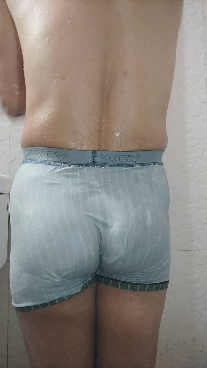 Butty89: Fare la doccia con rotondo.