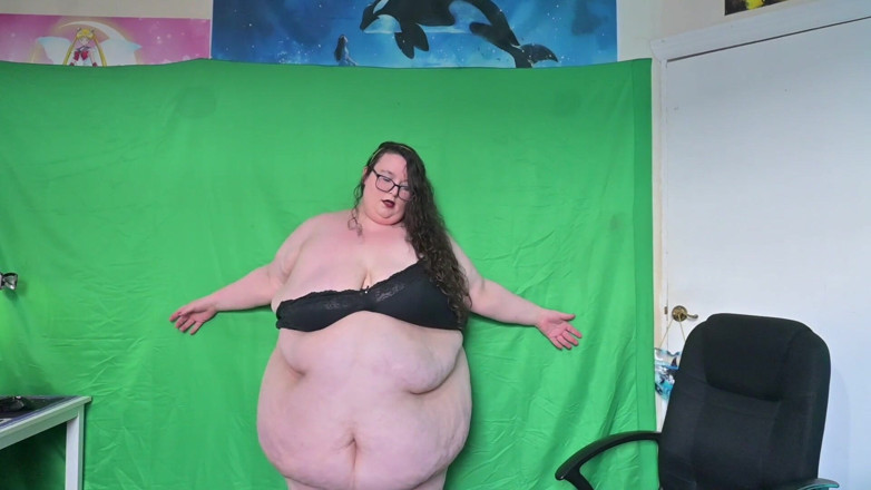 SSBBWLadyBrads: 섹시한 여신 SSBBW 스트립과 흔들기