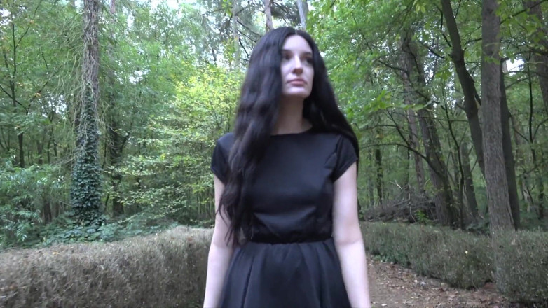 Flemish Filth: Daan cals a teen whore and fuck outside