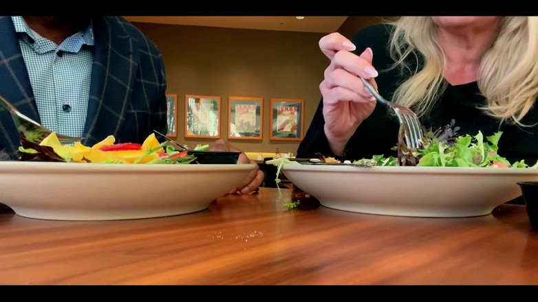 Flight Attendant Fiona: Groeten van Lubbock