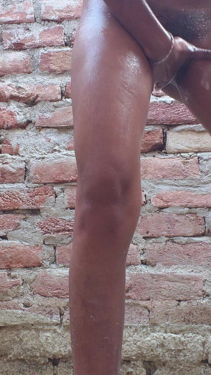 Moma: XXX 性感视频