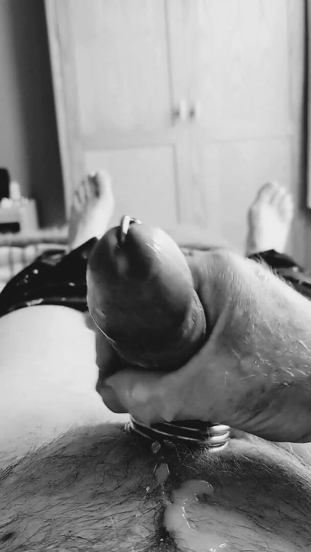 Bellhead: Slow motion jerk fun