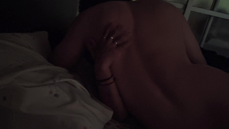 Moo DBOXXX: Я занимаюсь сексом с моей тещей, когда ее муж идет на работу, она подсела на меня