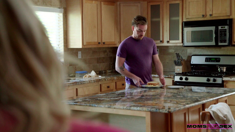 Moms teach sex: Menjaga ibu tiri - S12:e3