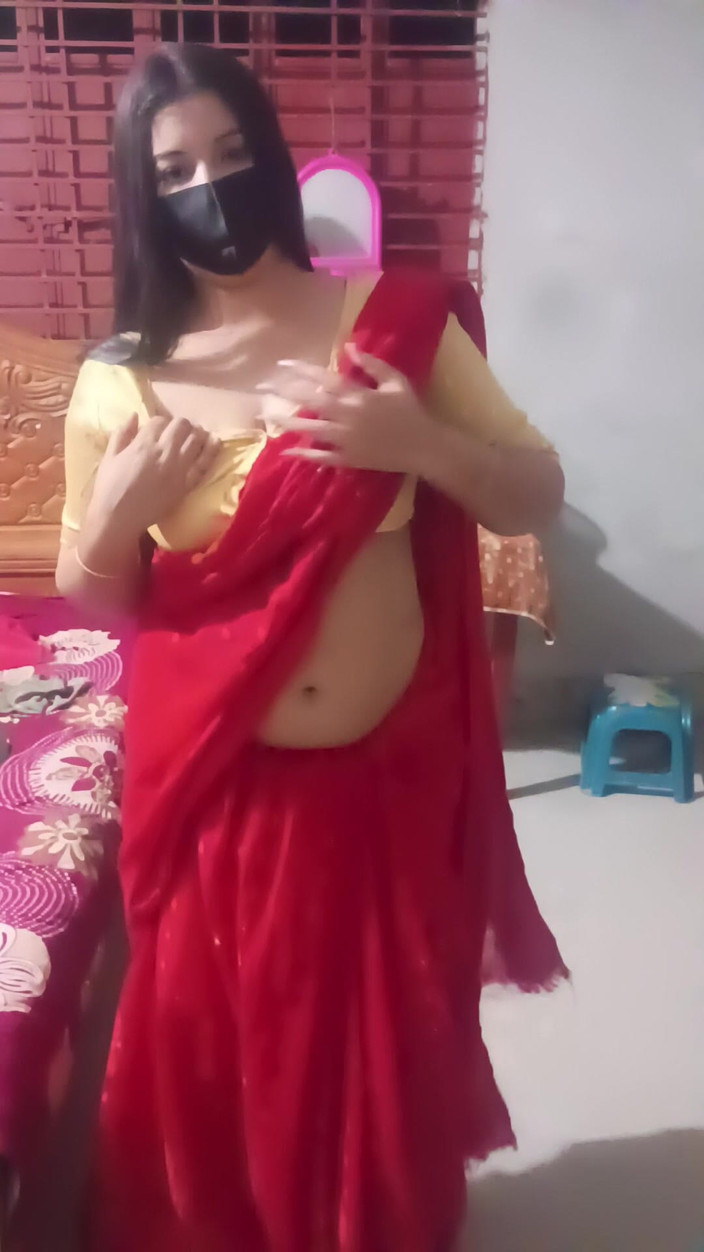 Taniyaxx: Bangla nevlastní máma honění