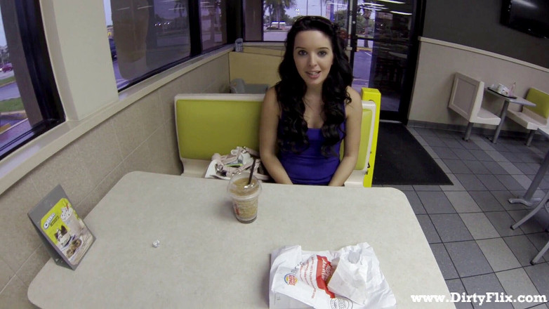 Fucking Glasses: 義理の兄弟のガールフレンドを犯す