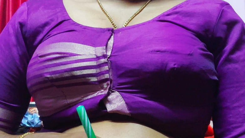 Desi Mohini: Gorąca sesja masażu Big Ass MILF