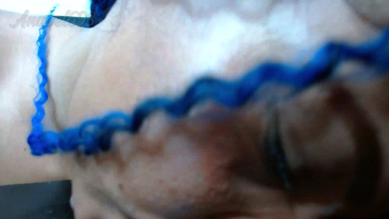 anabel693: La bite blanche vient me baiser la gorge suce des âmes