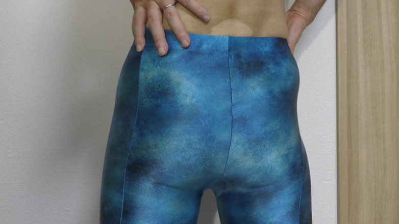 LovePantyBoy: Blue Leggings Masturbation