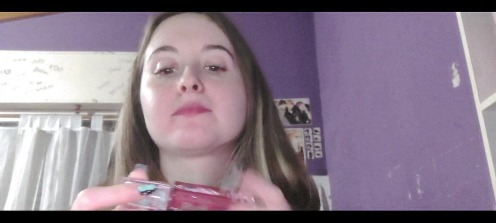 RavenHearth666VIP: Gincu merah jambu sebelum meninggalkan Rumah