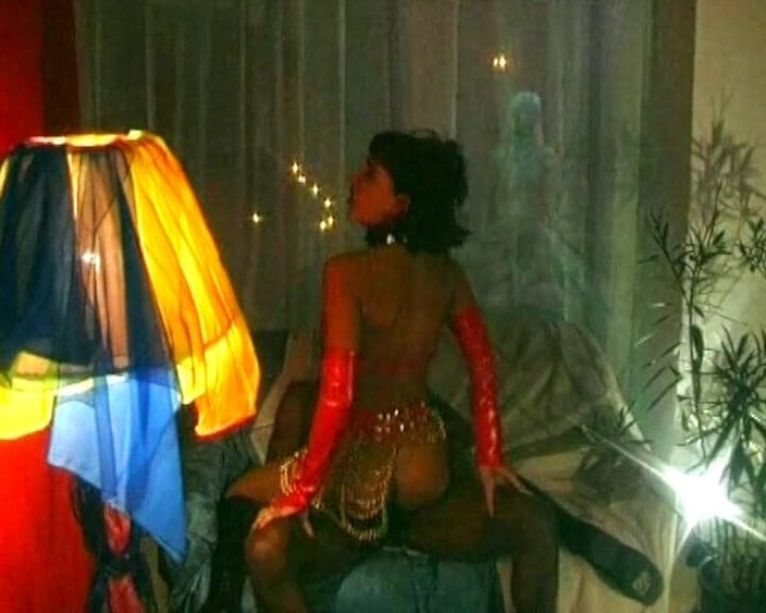 Hardcore German Club: La troia tedesca si è fatta sfondare hardcore in analmente da...