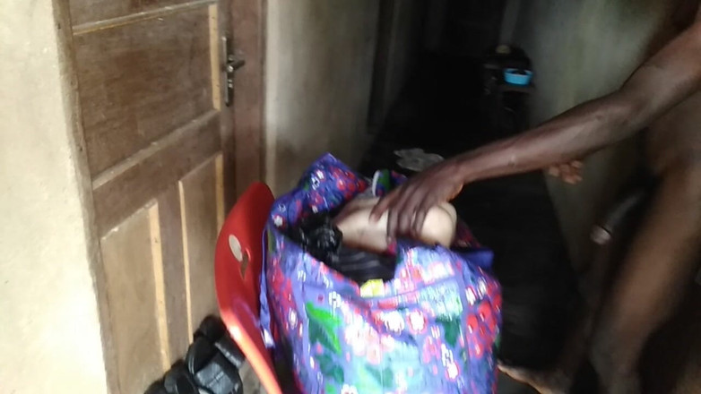 Moviesporn1: 荡妇的菊花被狠操