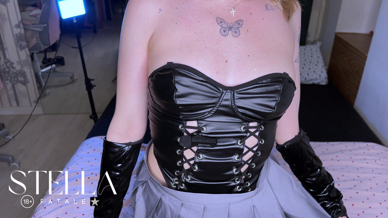 Stellafatale: Boot &amp; Latex Worship - French Dominatrix