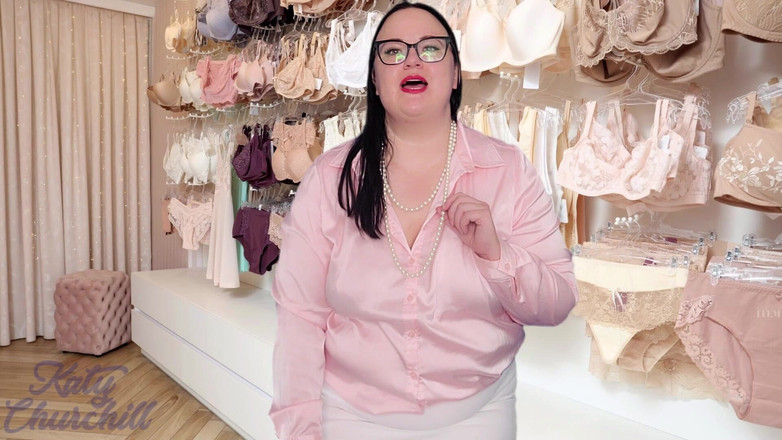 Katy Churchill: Esporre una sissy segreta al negozio di lingerie