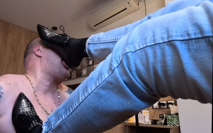 Mistressyammyboots: Dominace bot