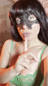 Green Bra