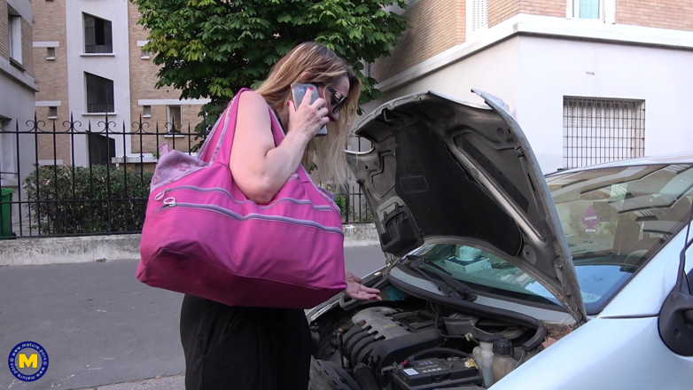 Mature NL: This French mature slut is the spread in a Double...