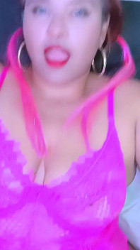 Polla Y Vibrador Jugando En La Cama Con Gina