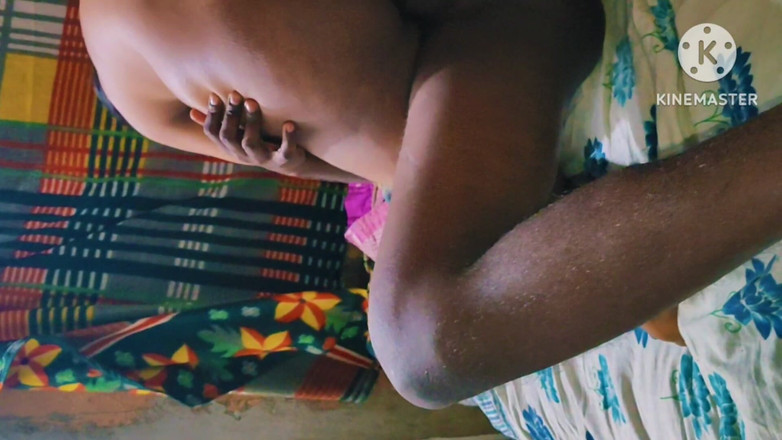 Mandadum: Як тільки її чоловік пішов в офіс, тітонька Харіка подзвонила 18-річному хлопцеві, якого вона зустріла в Instagram