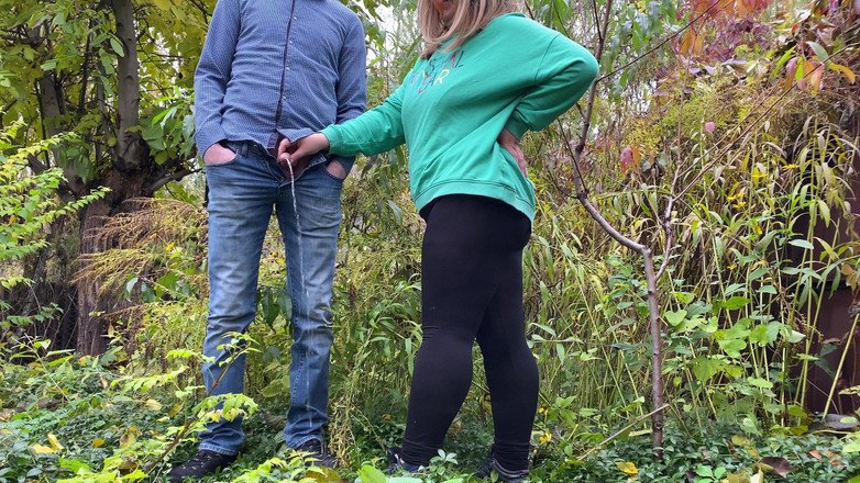 OurFetishLife: Sacanagem milf madrasta sempre sabe como fazer seu enteado se...