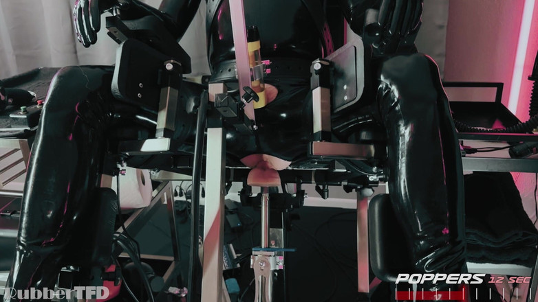 RubberTFD: Návrat připojených strojů [pp Trénink]